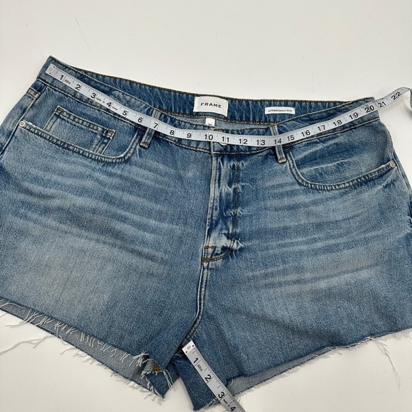 Frame Le Grand Garcon Short Raw Jean Shorts NWOT - Picture 4 of 5